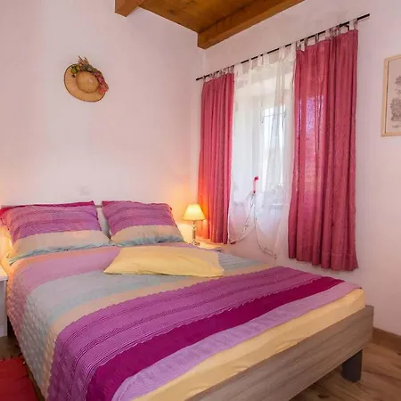 Casa Lukas Holiday home *